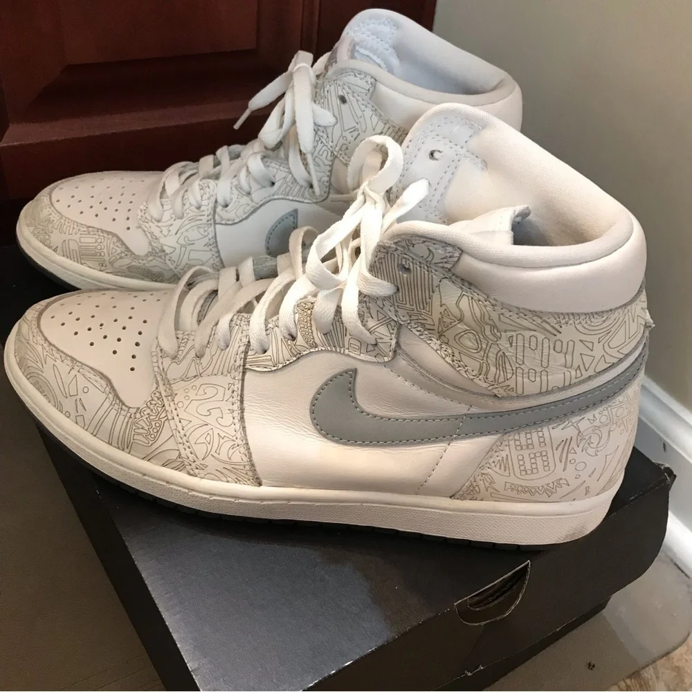 👟Air Jordan 1 Retro 30th Anniversary Laser Sneakers